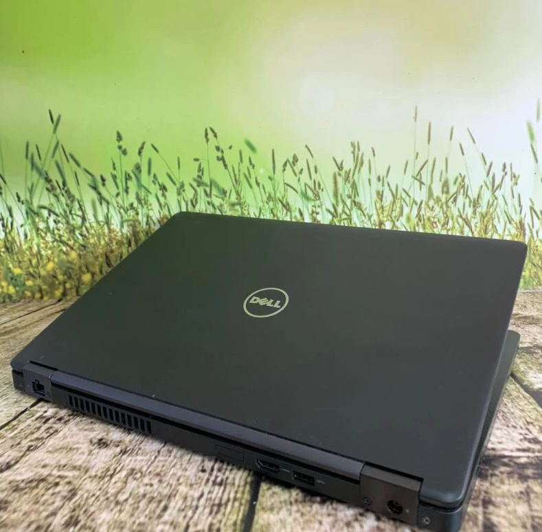 Dell Latitude 5480 Back
